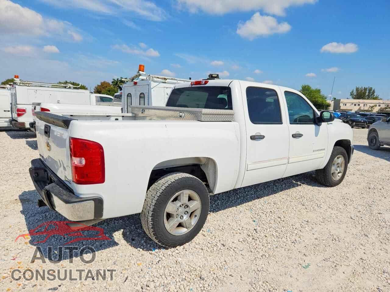 CHEVROLET SILVERADO 2013 - 3GCUCUEJ0DG220161