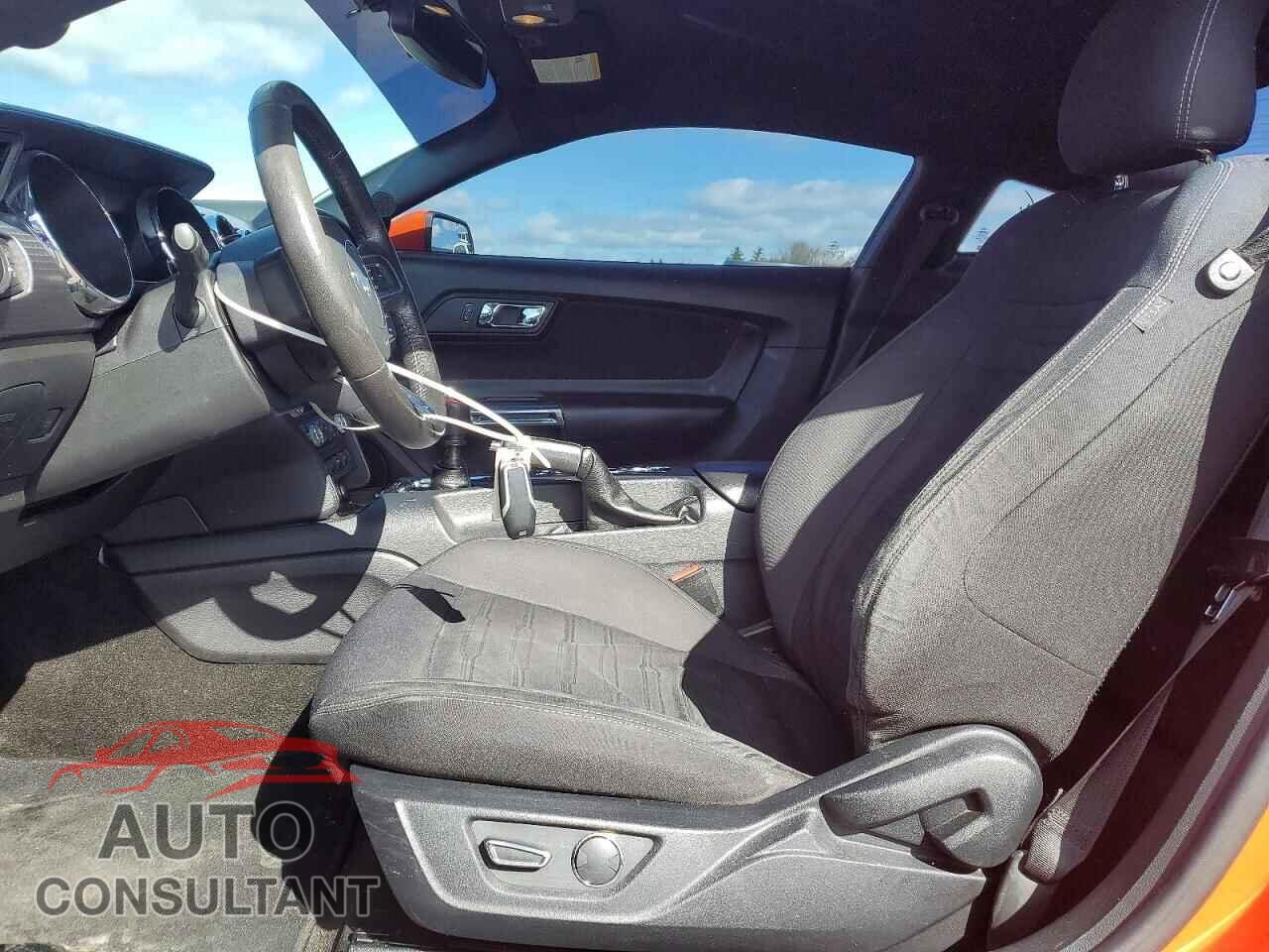 FORD MUSTANG 2015 - 1FA6P8TH7F5354413