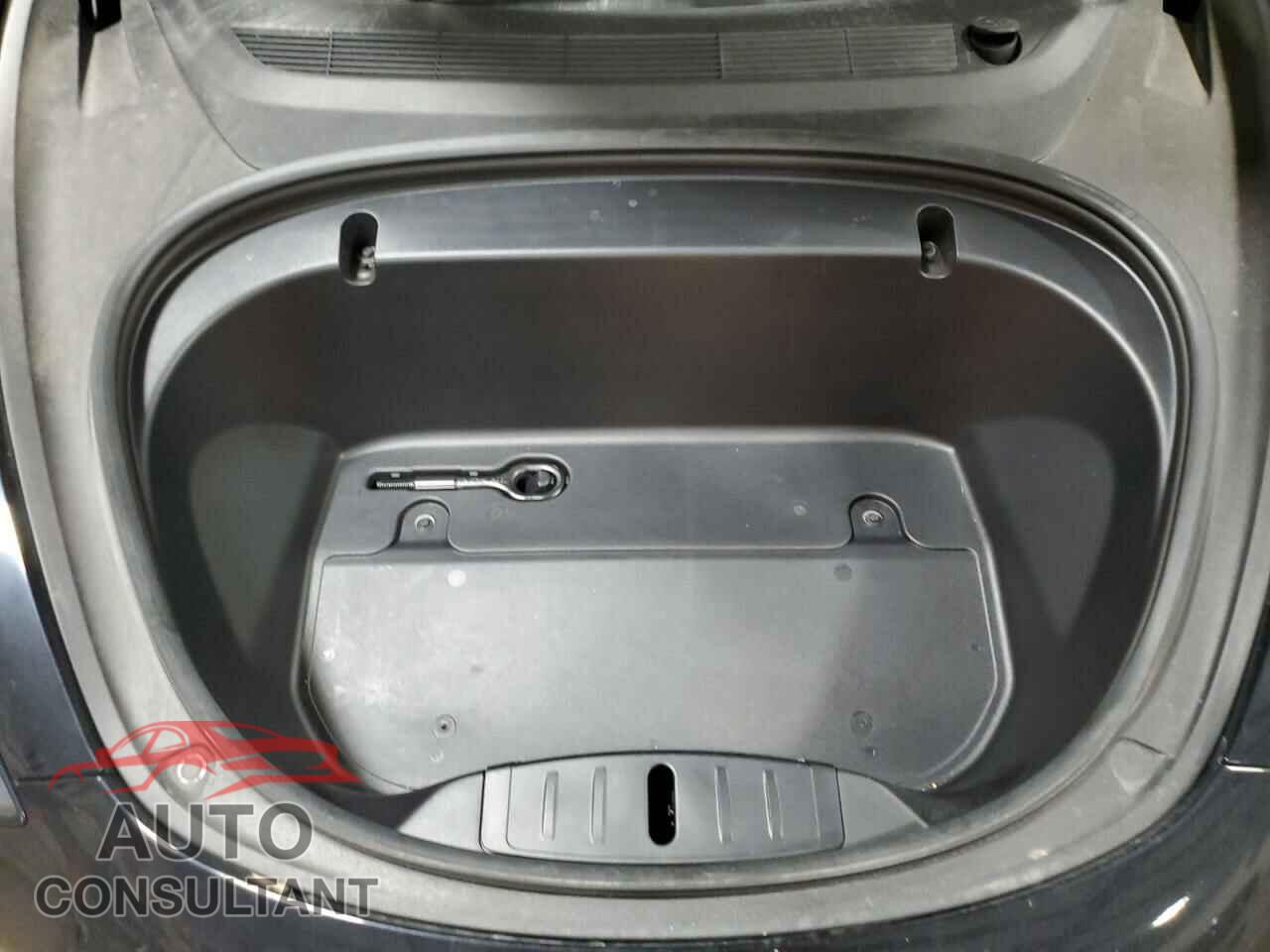 TESLA MODEL 3 2020 - 5YJ3E1EB1LF600160