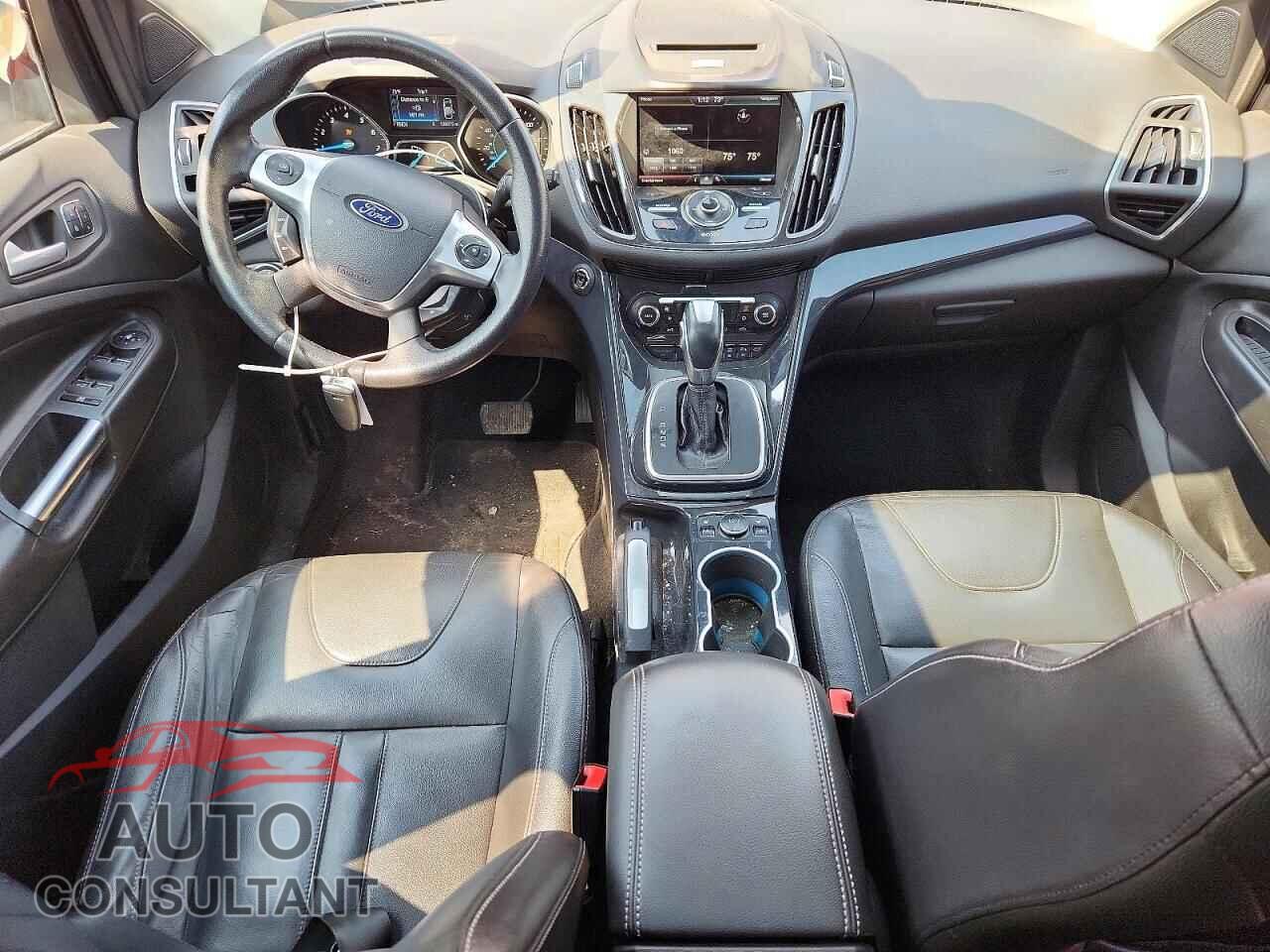 FORD ESCAPE 2013 - 1FMCU9J94DUD90419
