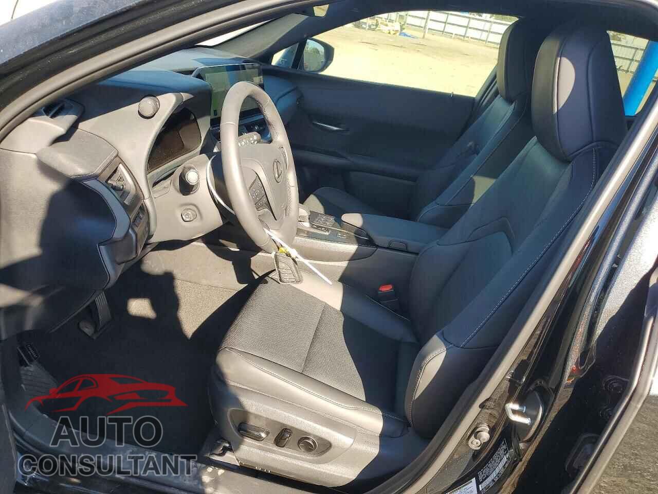 LEXUS UNKNOWN 2025 - JTHYBJAH7S2038015
