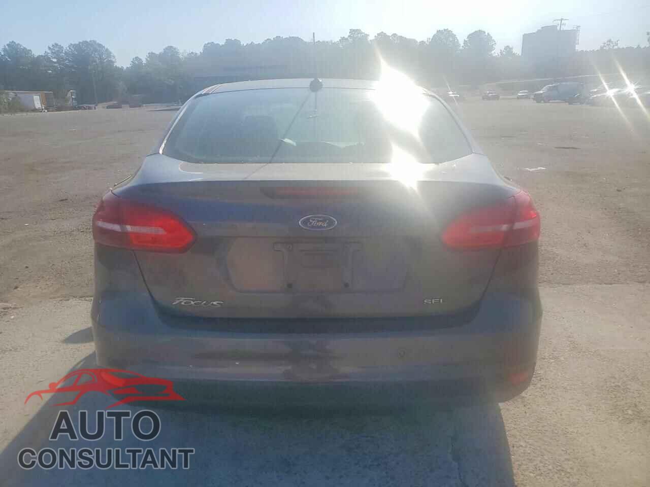 FORD FOCUS 2018 - 1FADP3H23JL237611