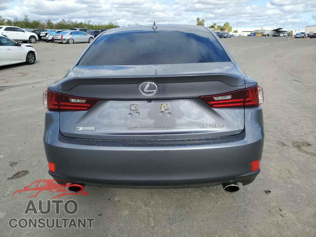 LEXUS IS 2015 - JTHBF1D22F5070912