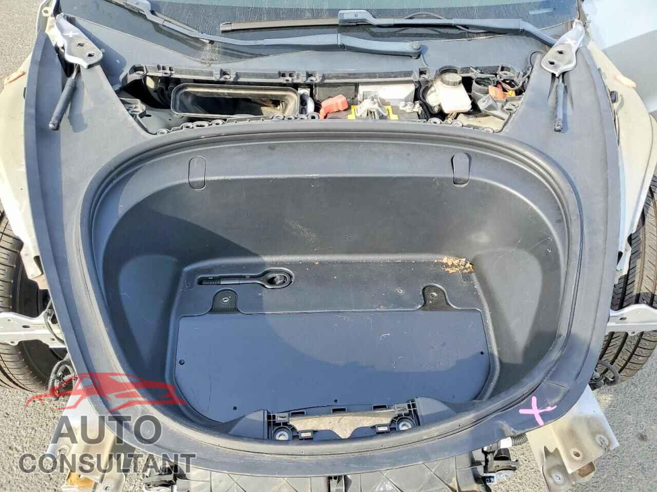 TESLA MODEL 3 2018 - 5YJ3E1EA2JF060726