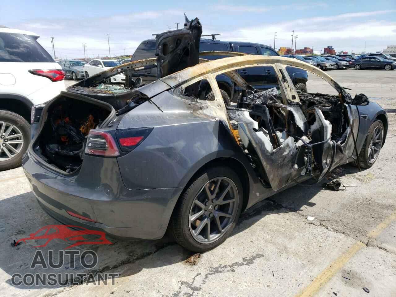 TESLA MODEL 3 2019 - 5YJ3E1EB1KF477314