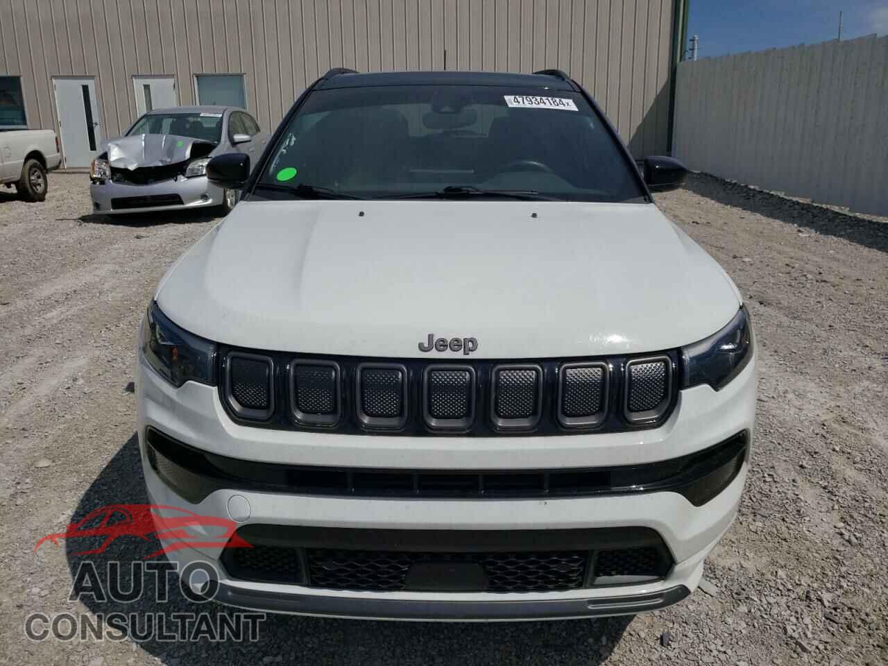 JEEP COMPASS 2022 - 3C4NJDCB6NT142094