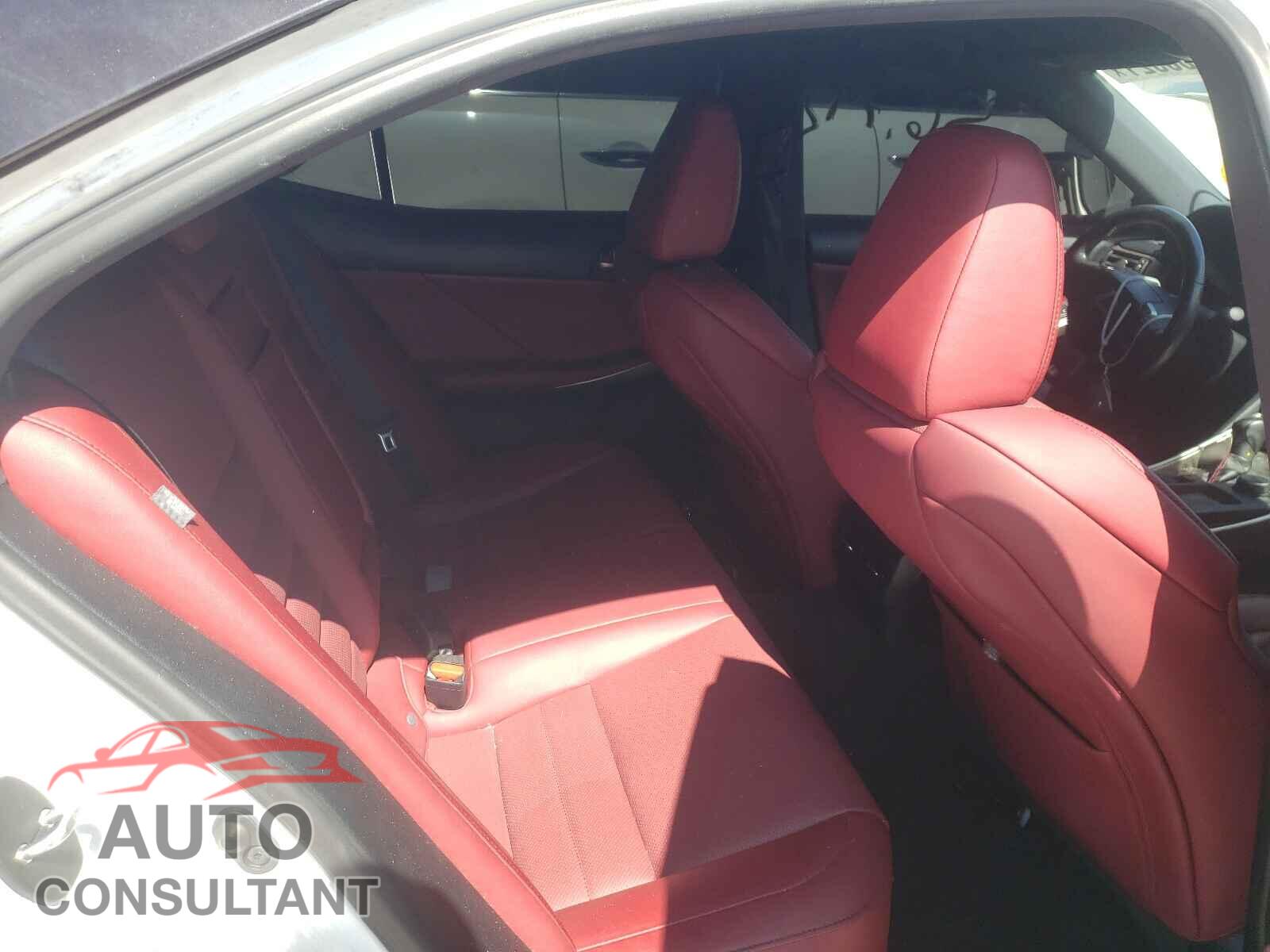 LEXUS IS 2017 - JTHBA1D26H5050471