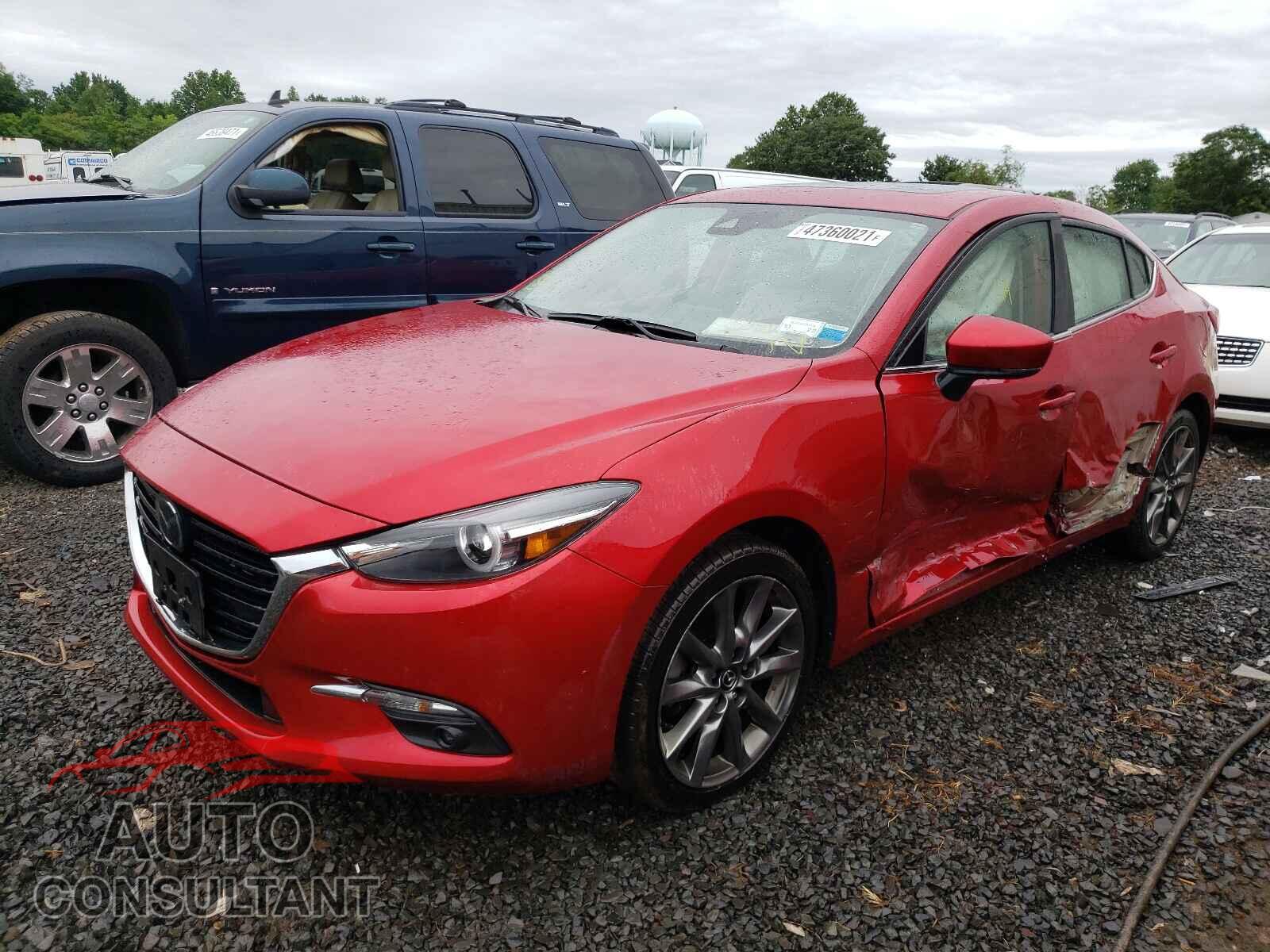 MAZDA 3 2018 - 3MZBN1W38JM164416