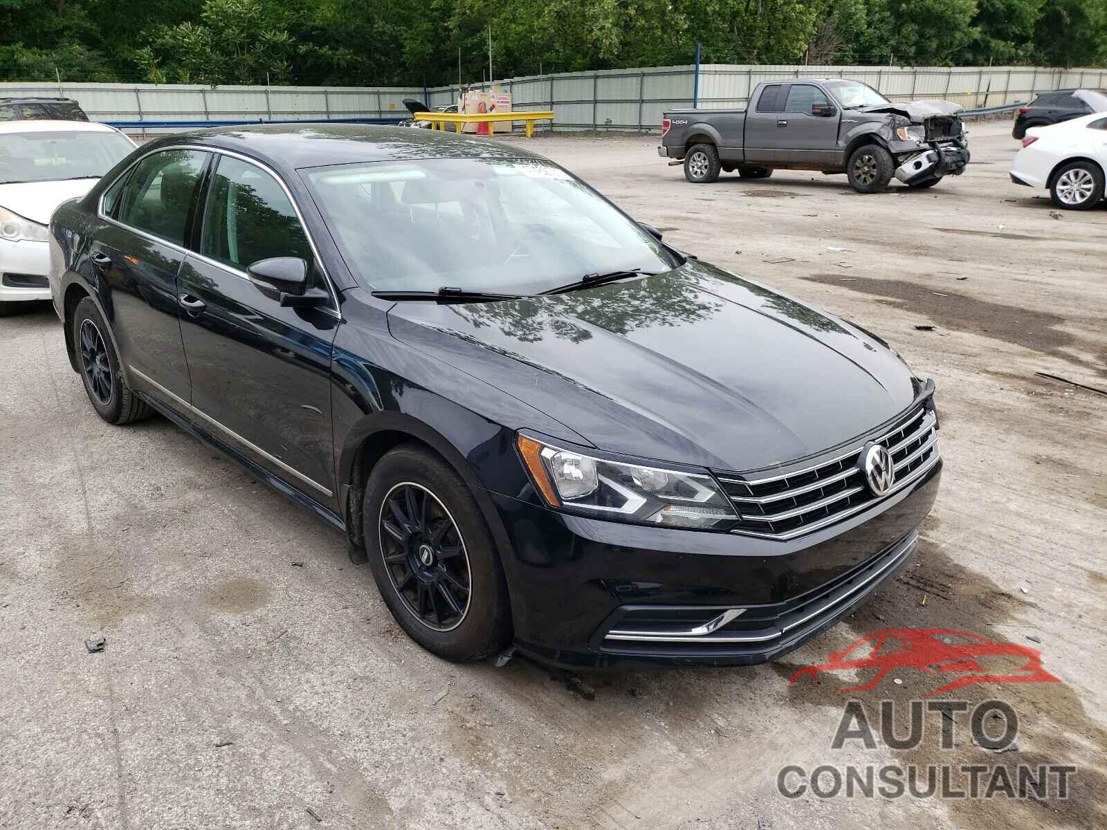 VOLKSWAGEN PASSAT 2017 - 1VWAT7A37HC023179