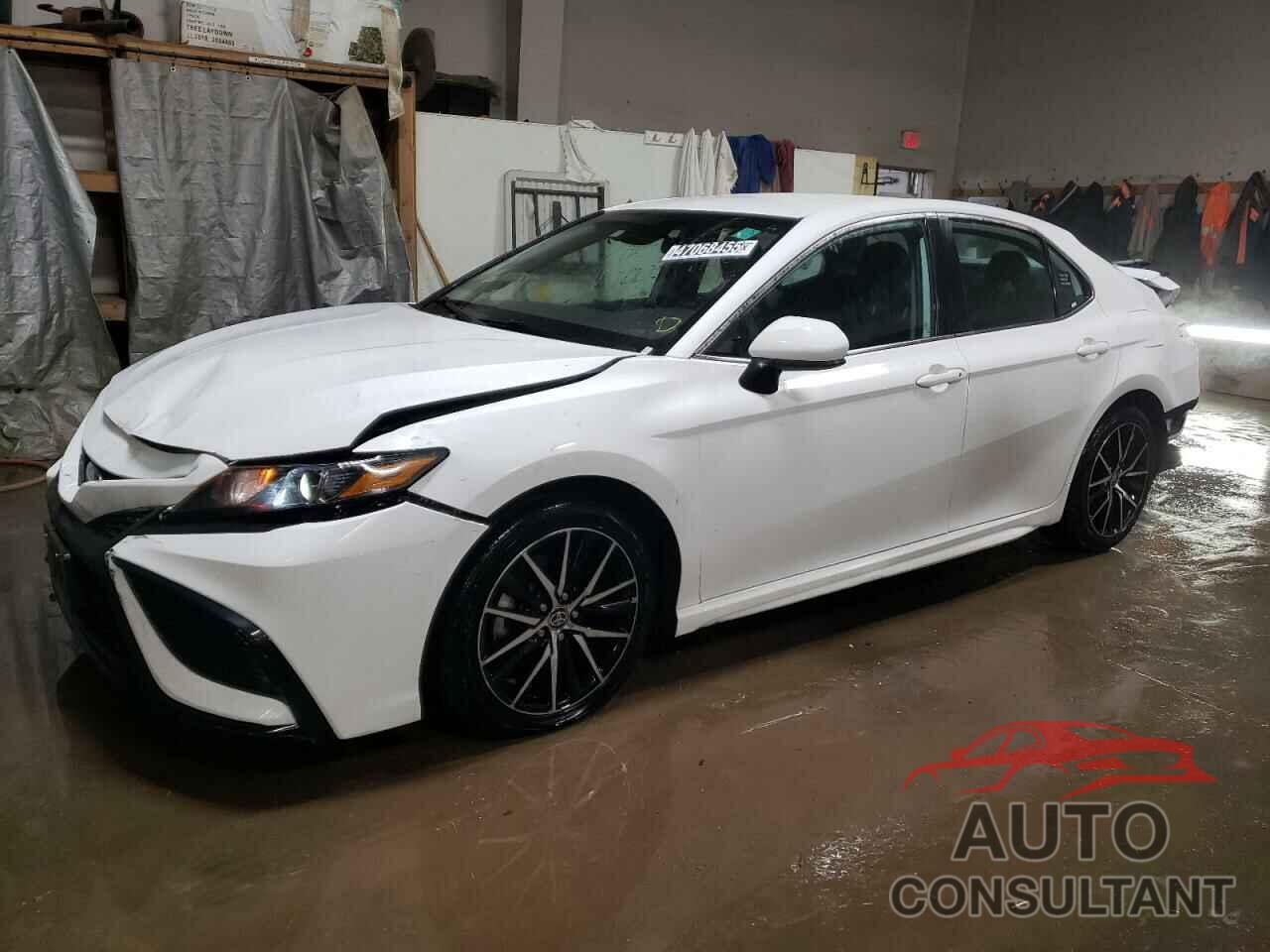 TOYOTA CAMRY 2021 - 4T1G11AK4MU584446
