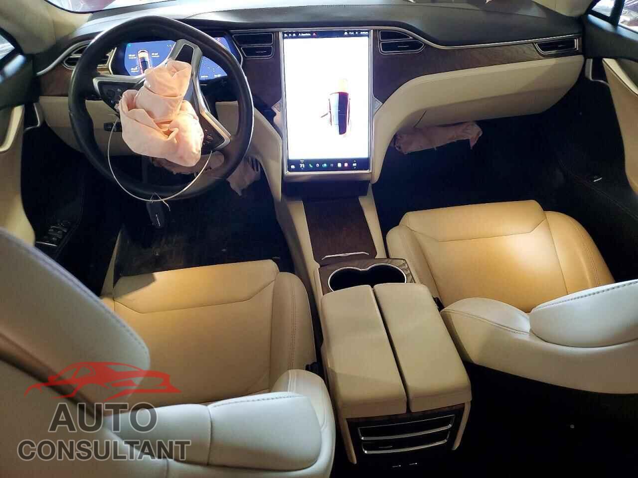 TESLA MODEL S 2018 - 5YJSA1E49JF240545