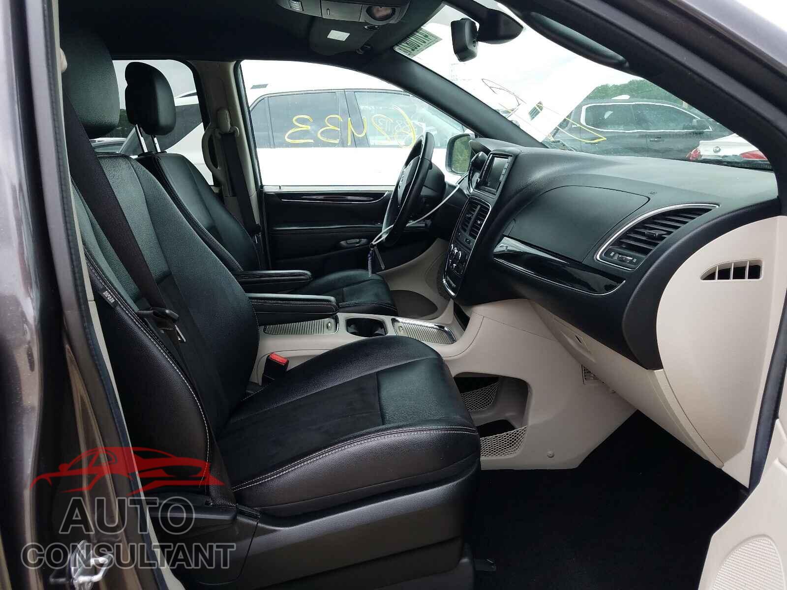 DODGE GRAND CARA 2019 - 2C4RDGCG9KR545149