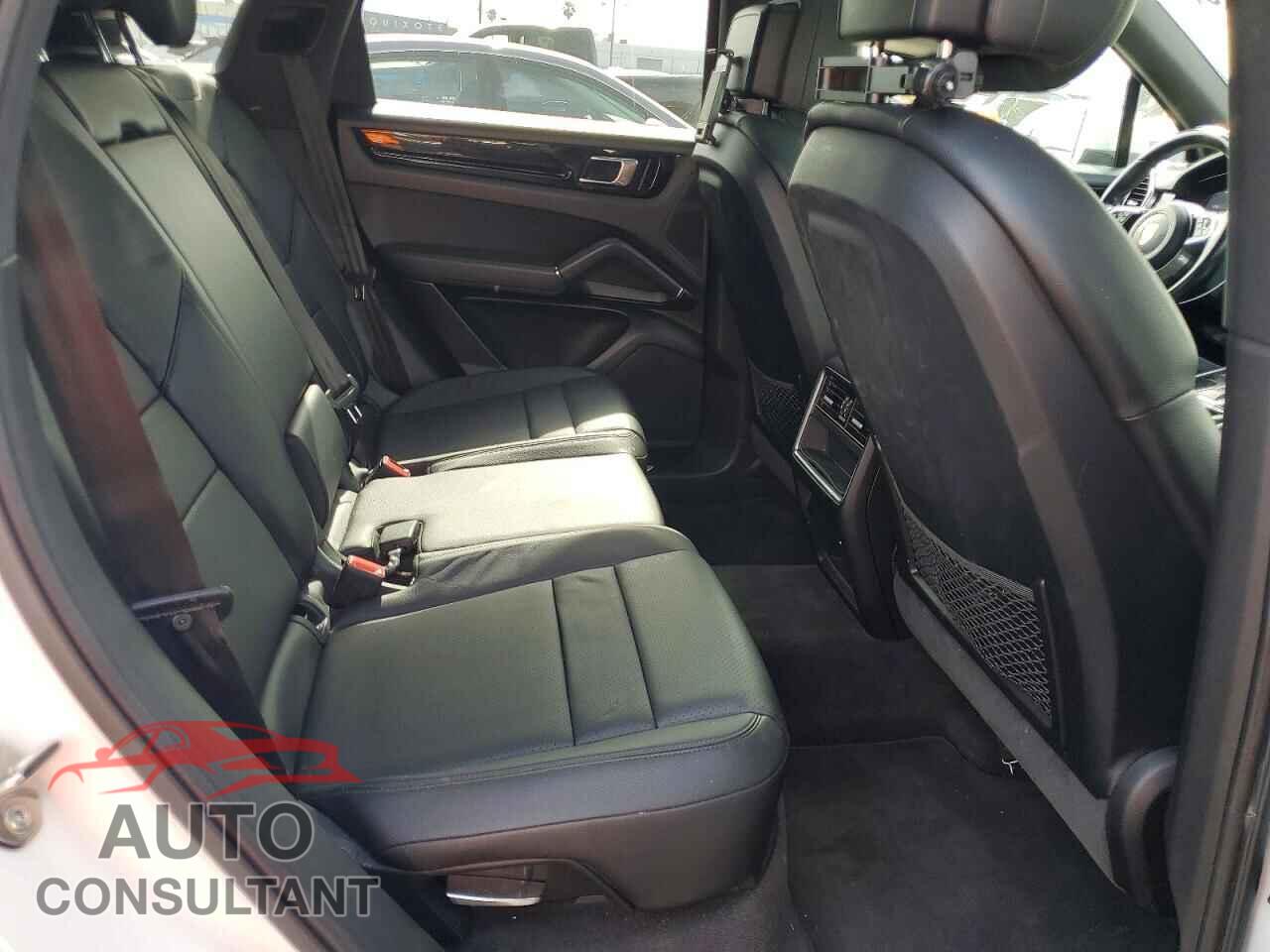 PORSCHE CAYENNE 2020 - WP1AA2AY1LDA10033