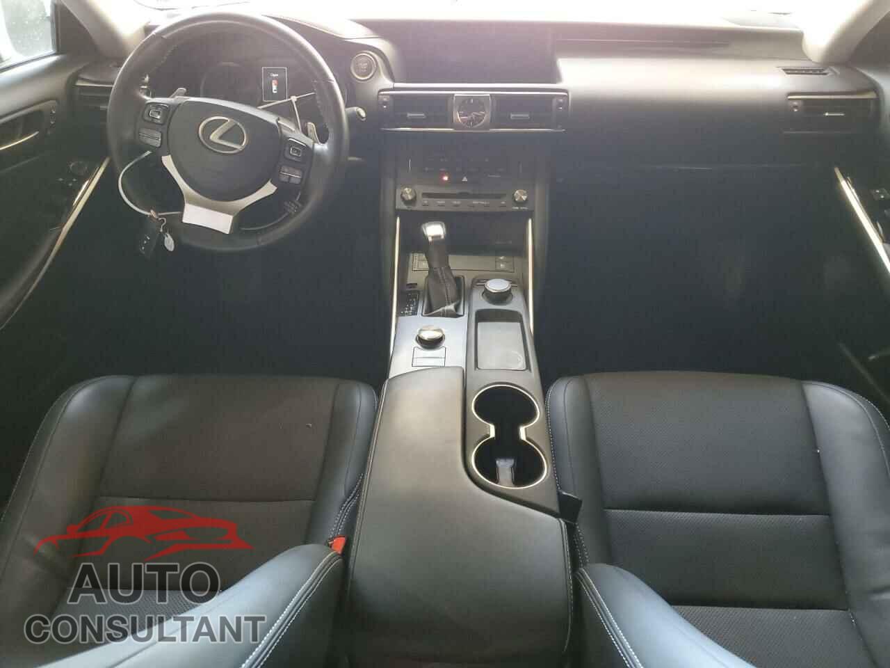 LEXUS IS 2019 - JTHBA1D24K5086862