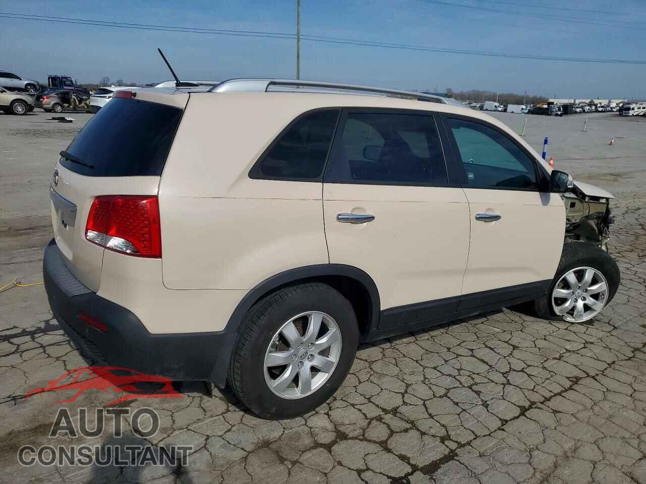 KIA SORENTO 2012 - 5XYKT3A65CG229079