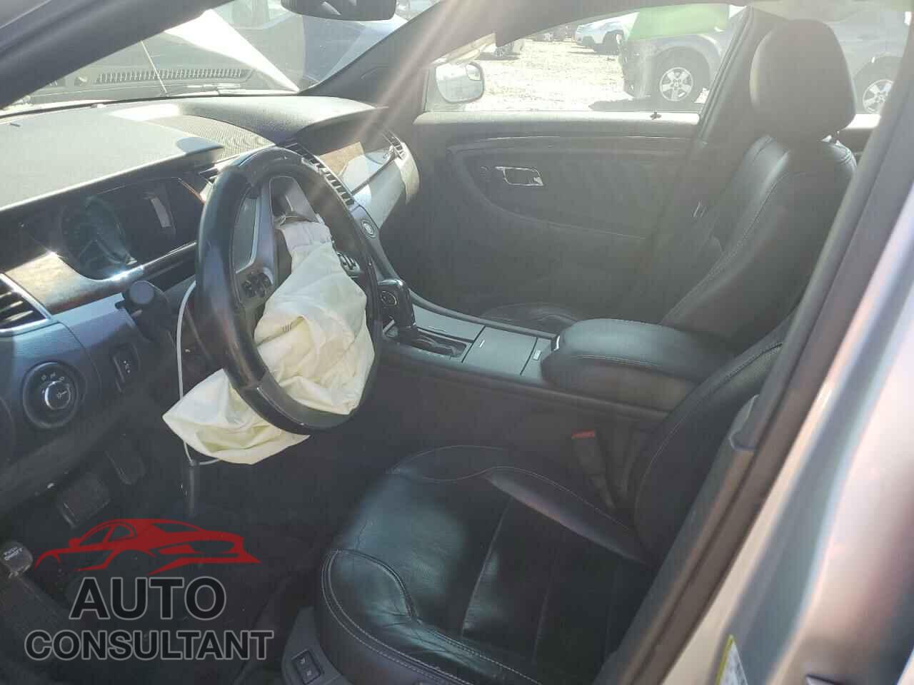 FORD TAURUS 2015 - 1FAHP2F83FG139438