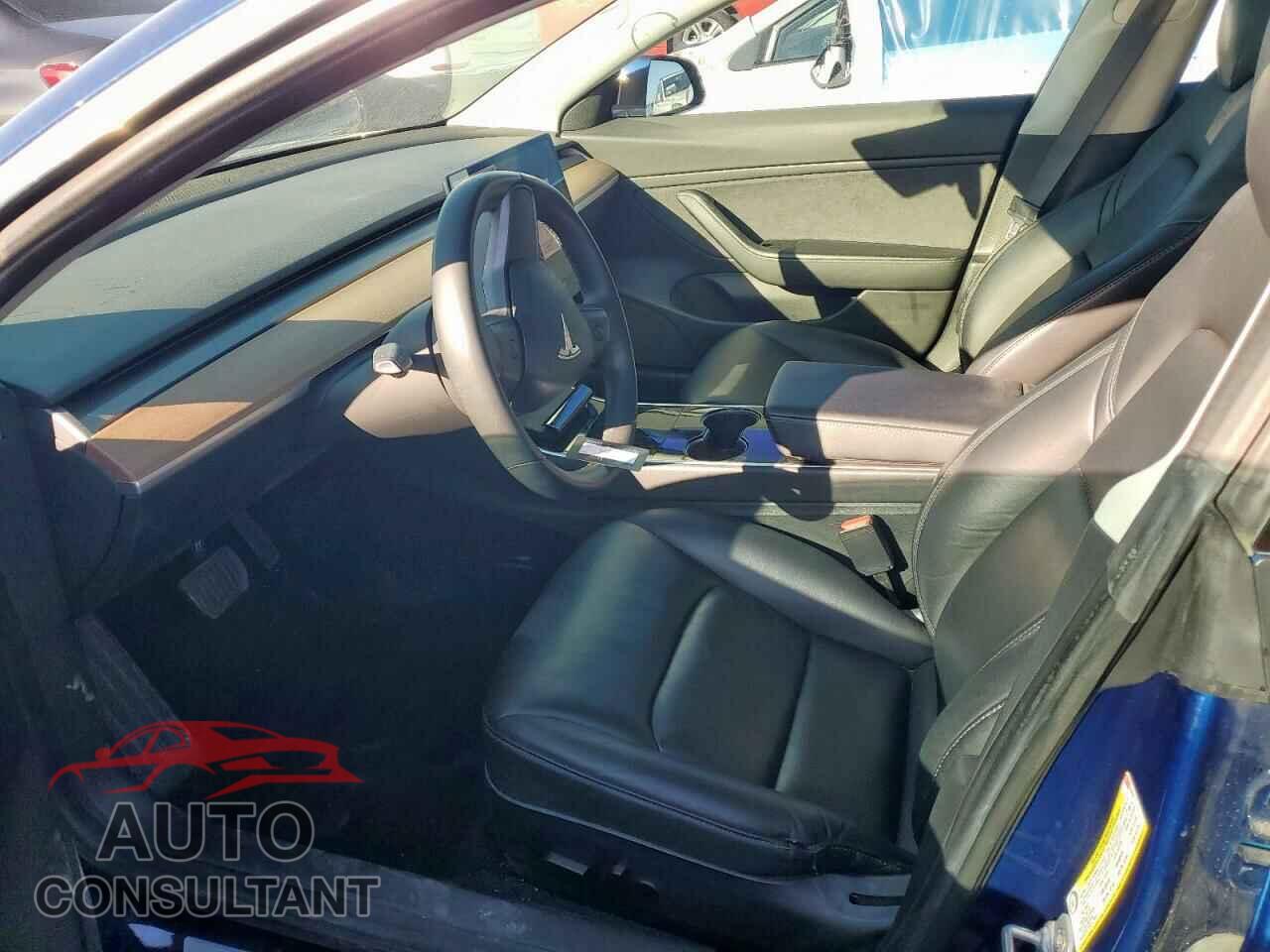 TESLA MODEL 3 2018 - 5YJ3E1EA8JF076607