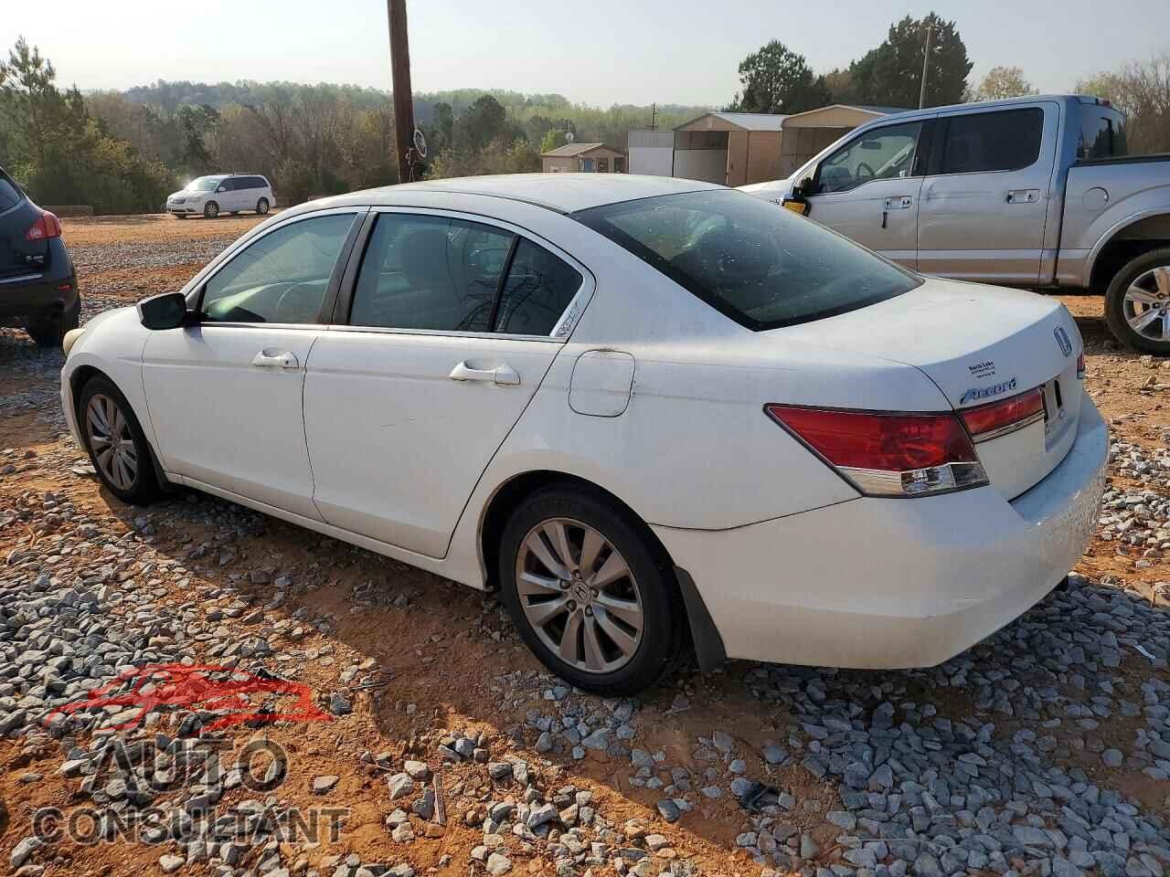 HONDA ACCORD 2012 - 1HGCP2F75CA200235