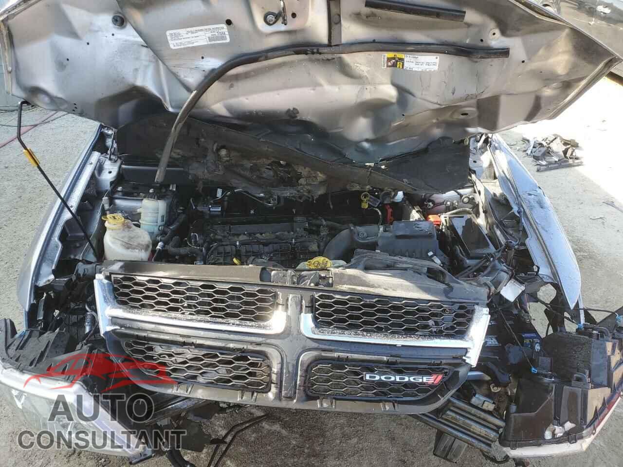 DODGE JOURNEY 2018 - 3C4PDCAB5JT218010