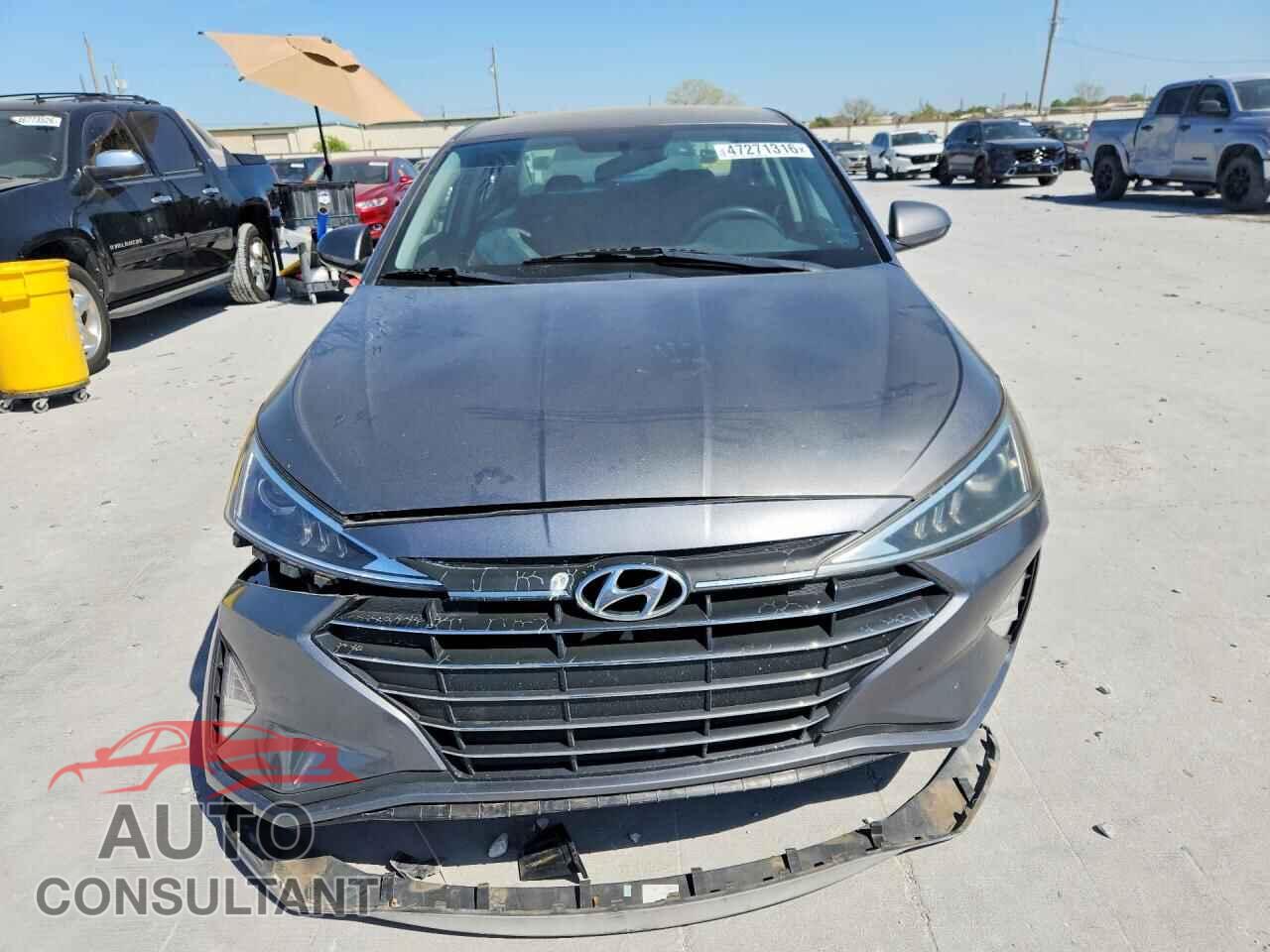 HYUNDAI ELANTRA 2019 - 5NPD74LF2KH460769