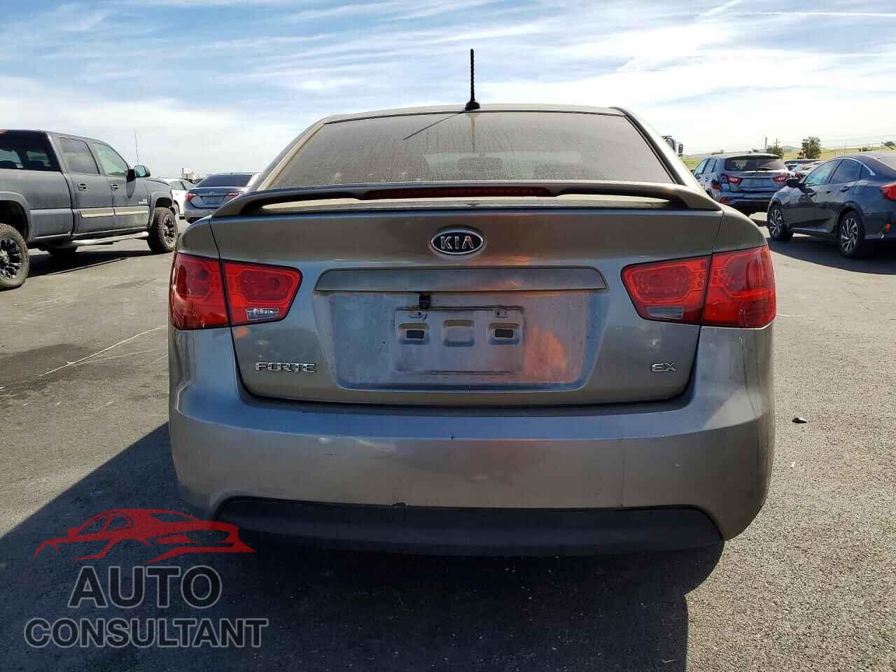 KIA FORTE 2011 - KNAFU4A22B5418410