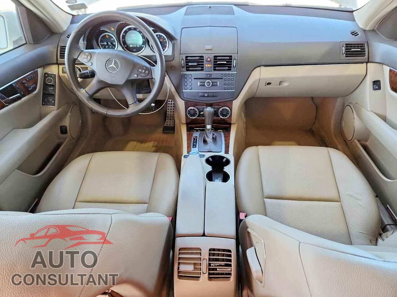 MERCEDES-BENZ C-CLASS 2011 - WDDGF5EBXBR136516