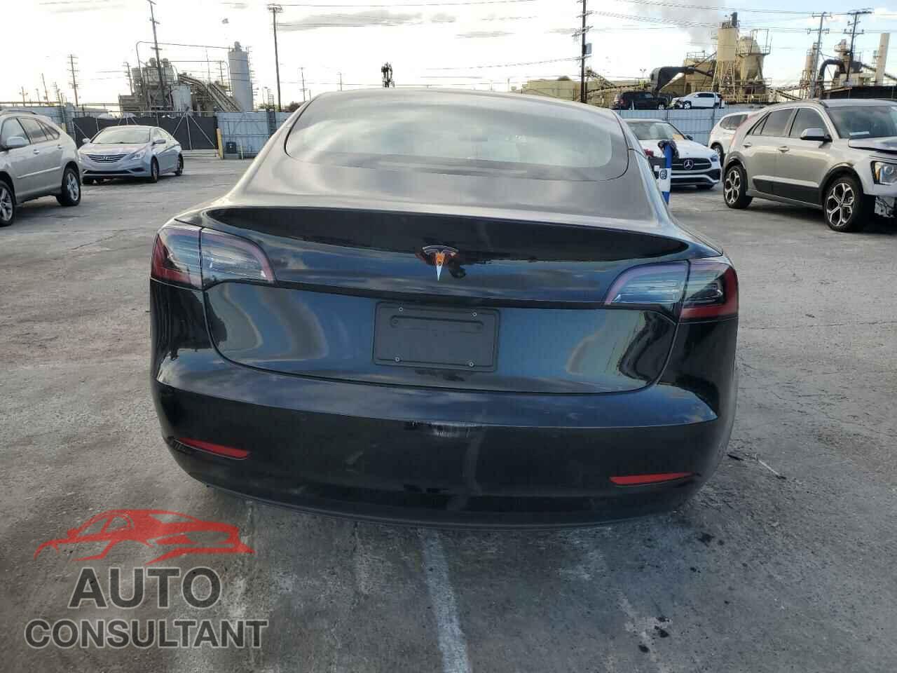 TESLA MODEL 3 2021 - 5YJ3E1EA0MF028846