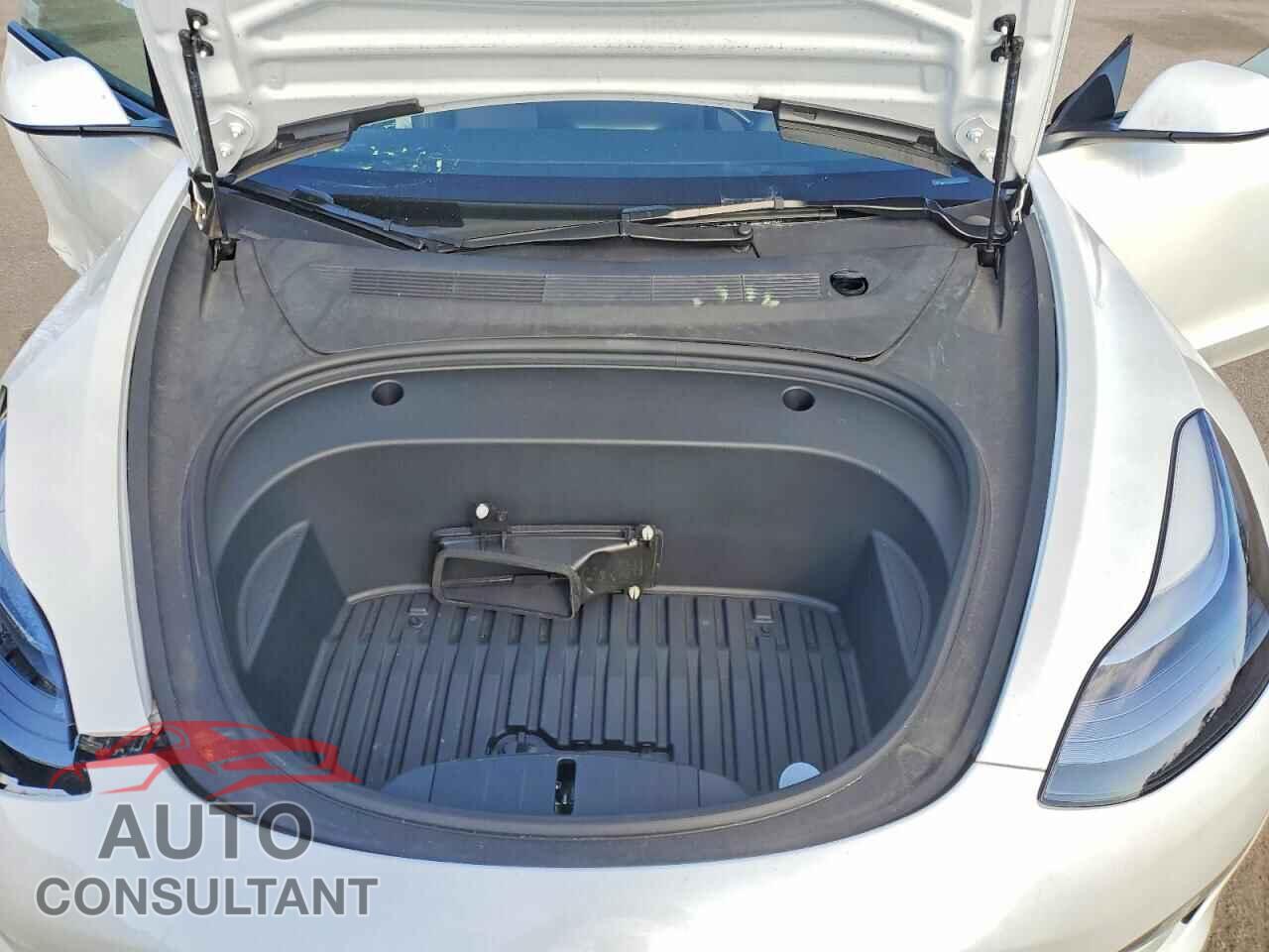 TESLA MODEL 3 2023 - 5YJ3E1EA0PF664378