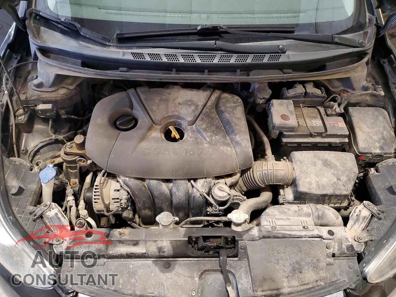 HYUNDAI ELANTRA 2013 - 5NPDH4AE7DH377493