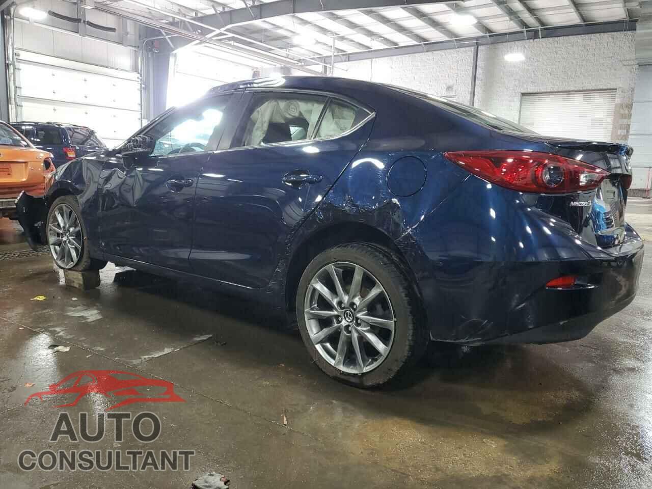MAZDA 3 2018 - 3MZBN1V38JM224499