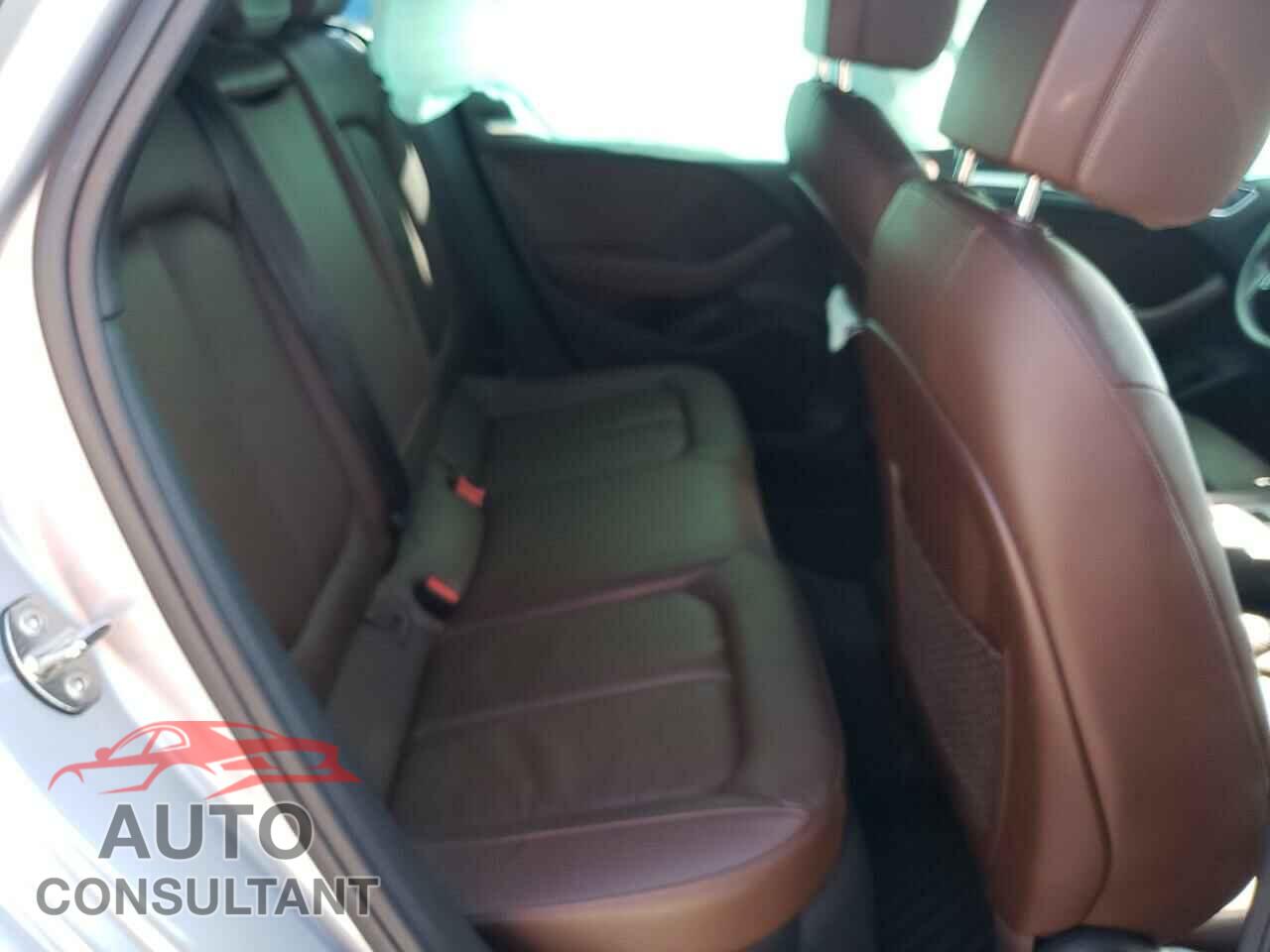 AUDI A3 2018 - WAUJ8GFF4J1067789