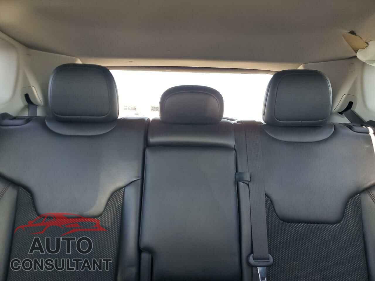 JEEP COMPASS 2021 - 3C4NJDDB5MT520144