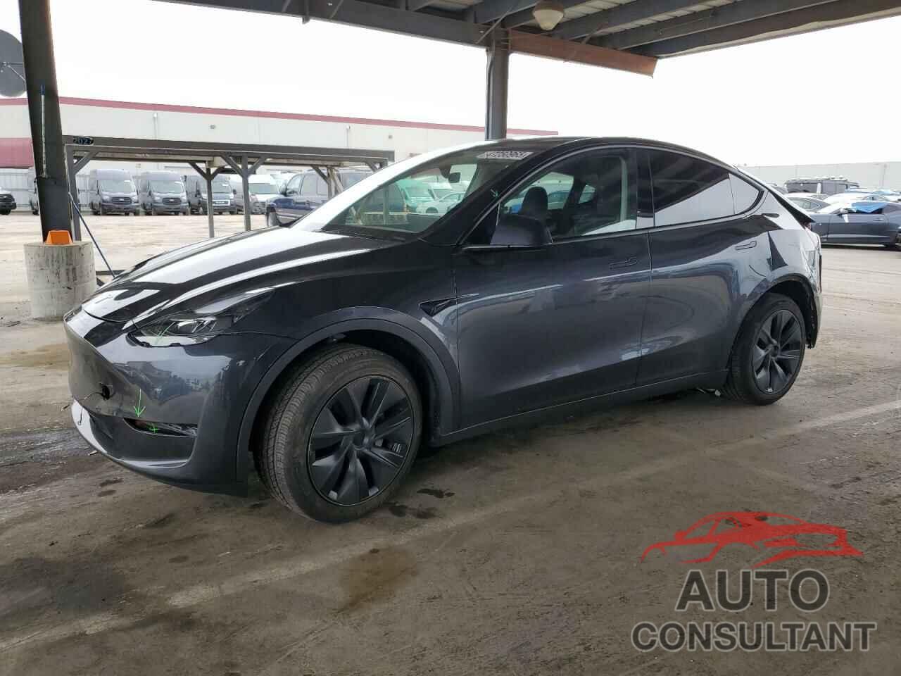 TESLA MODEL Y 2025 - 7SAYGDED2SF234388