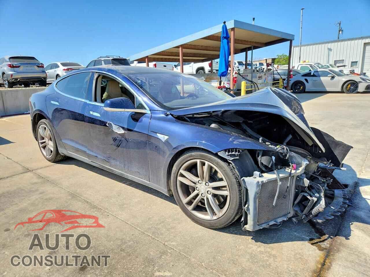 TESLA MODEL S 2013 - 5YJSA1CG8DFP21789