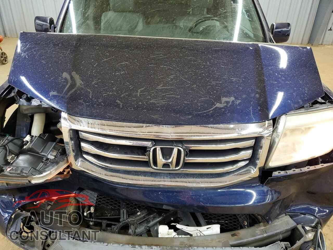 HONDA PILOT 2015 - 5FNYF4H67FB001710