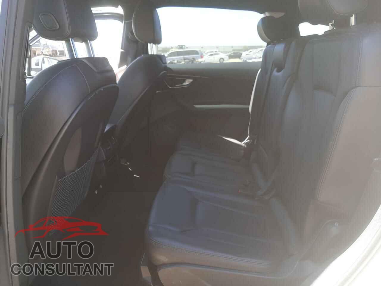 AUDI Q7 2019 - WA1AAAF76KD006659