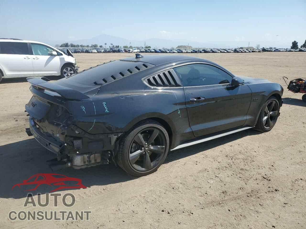 FORD MUSTANG 2022 - 1FA6P8CF2N5140202