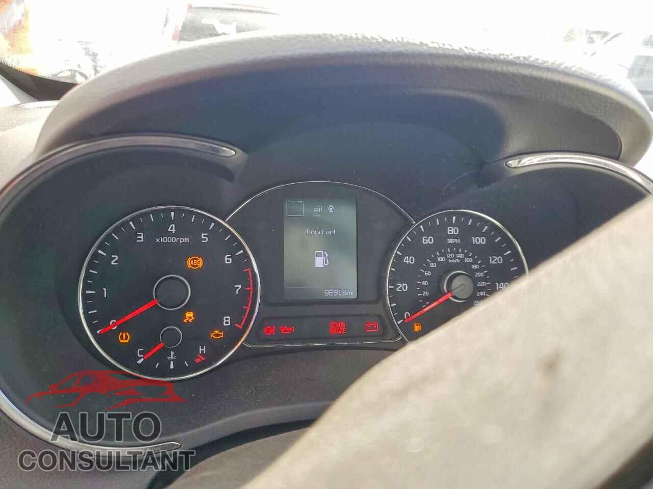 KIA FORTE 2018 - 3KPFL4A76JE234155