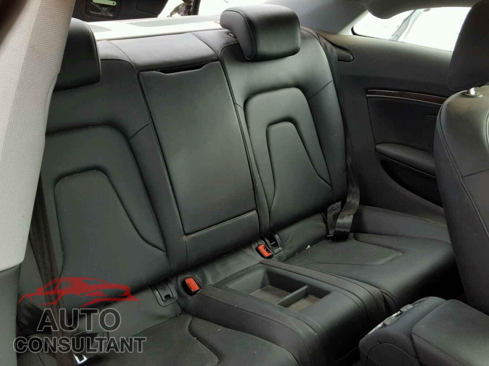 AUDI A5 PREMIUM 2015 - WAUCFAFR7FA023797