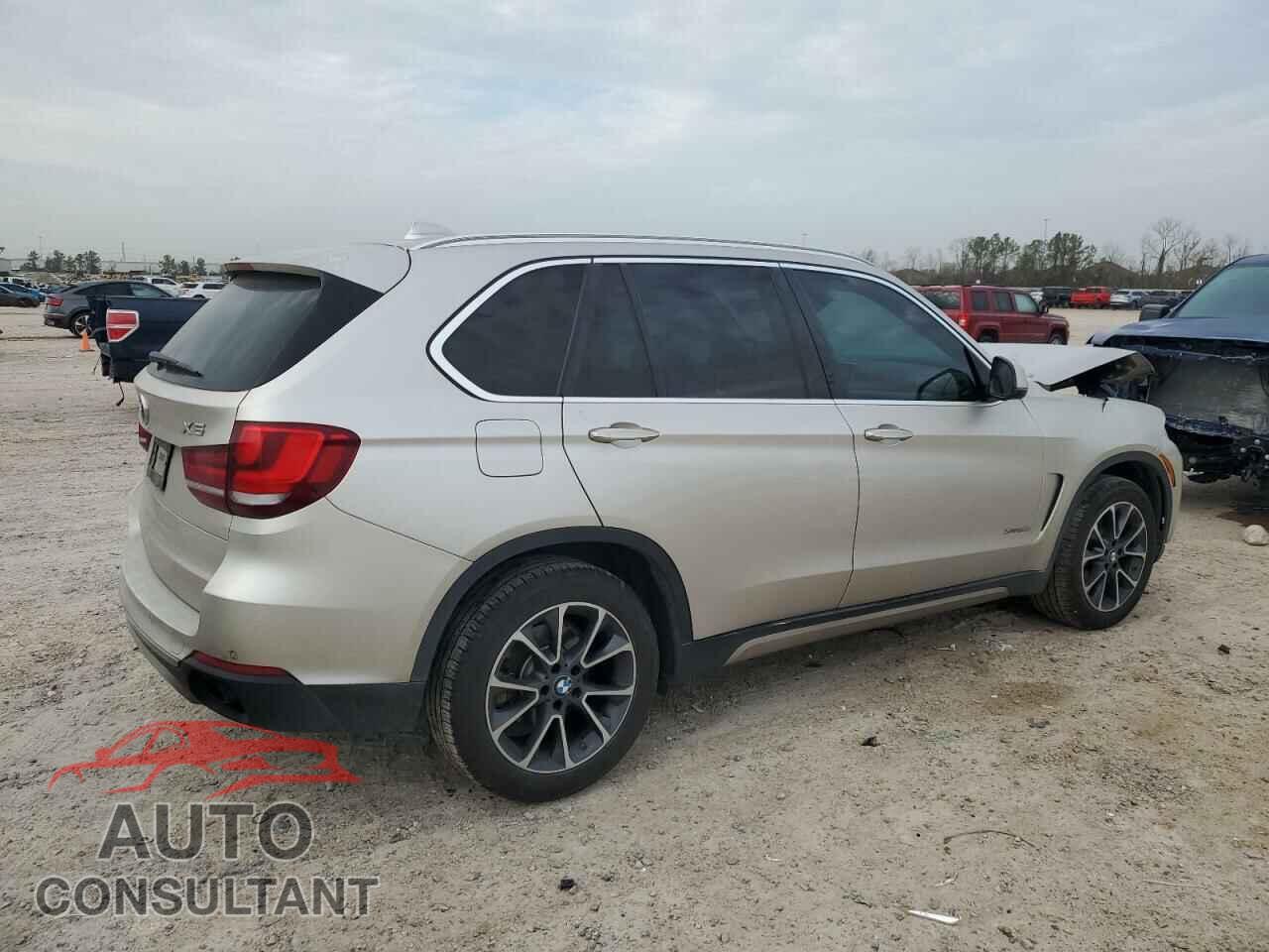 BMW X5 2014 - 5UXKS4C54E0J96015