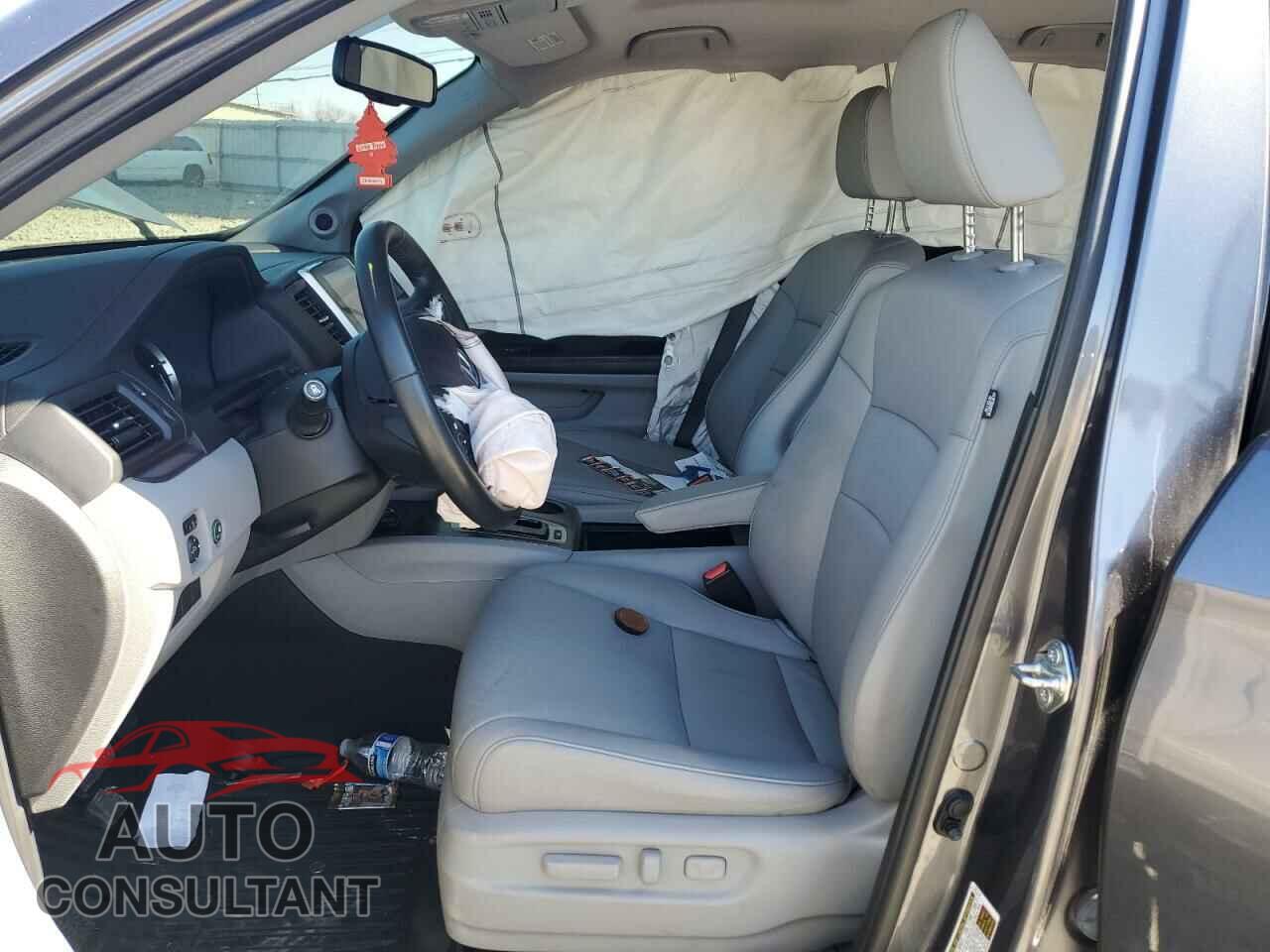 HONDA PILOT 2016 - 5FNYF6H55GB125897