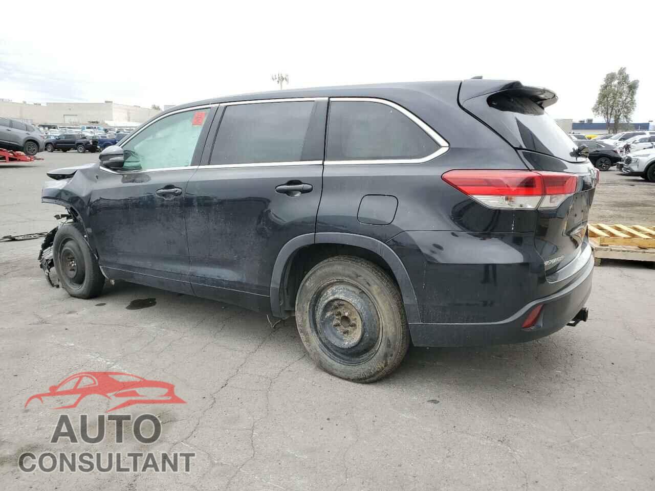 TOYOTA HIGHLANDER 2018 - 5TDZZRFH4JS248250
