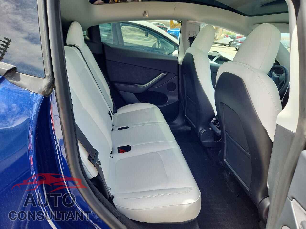 TESLA MODEL Y 2023 - 7SAYGDEEXPF714873