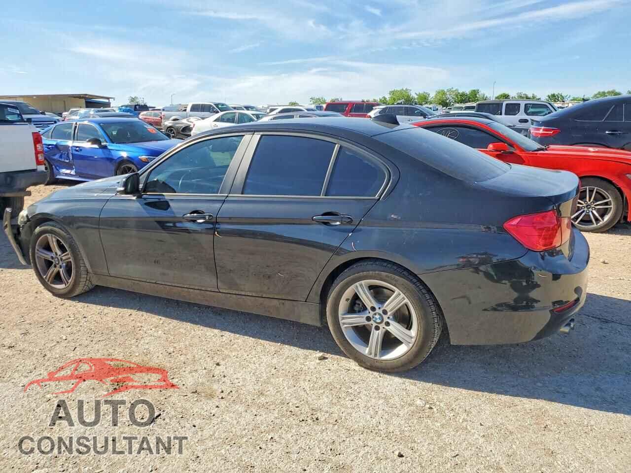 BMW 3 SERIES 2013 - WBA3A5C59DF352153