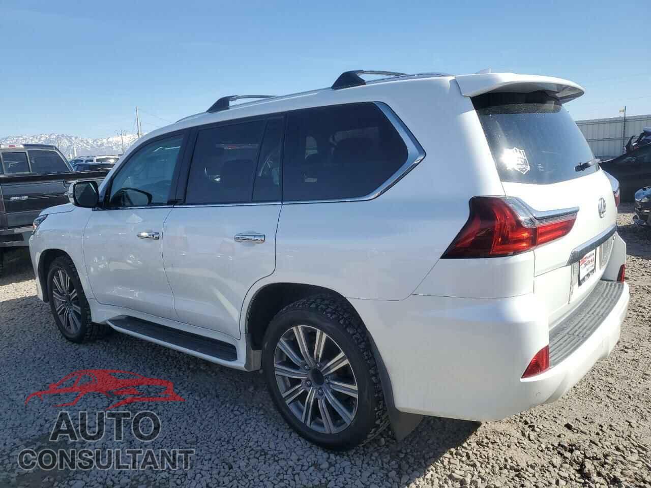 LEXUS LX570 2017 - JTJHY7AXXH4249357