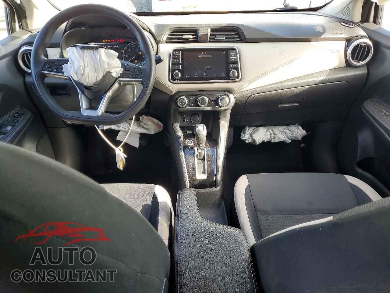 NISSAN VERSA 2020 - 3N1CN8EV2LL804330
