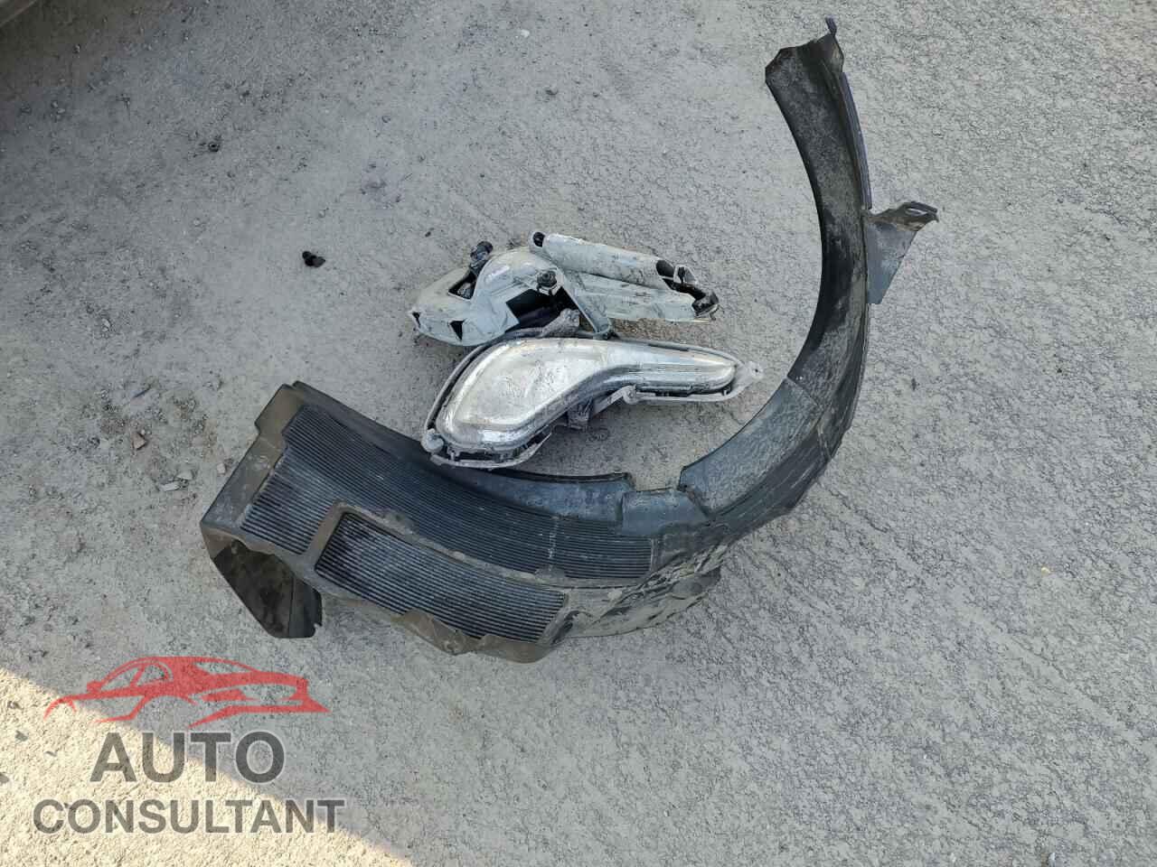 HYUNDAI ACCENT 2013 - KMHCU5AE5DU074002
