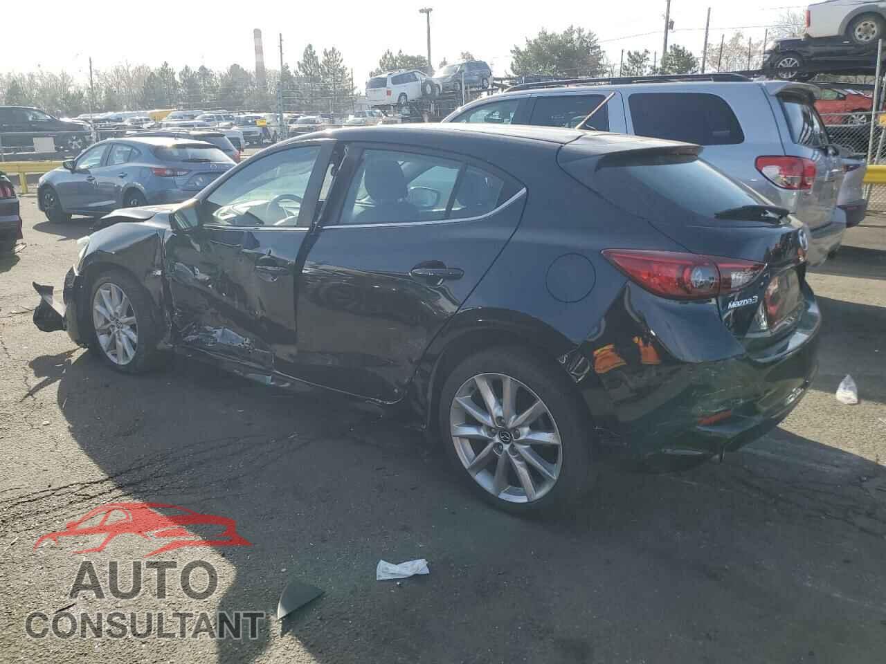 MAZDA 3 2017 - 3MZBN1L7XHM102386