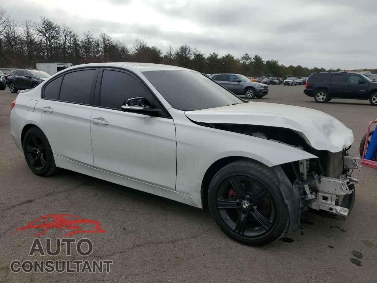 BMW 3 SERIES 2013 - WBA3B5C59DF593241