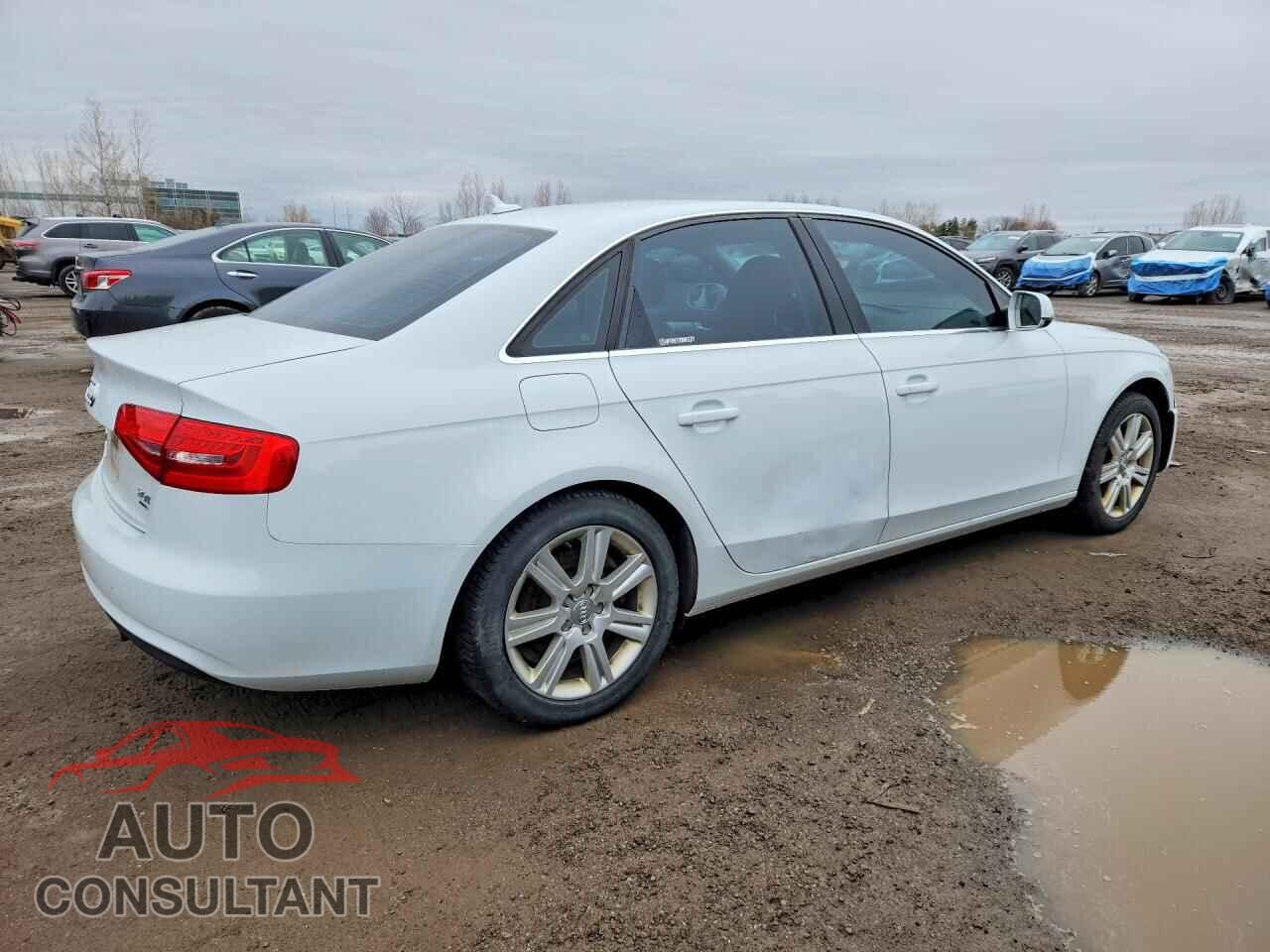 AUDI A4 2013 - WAUFFCFL6DN006595